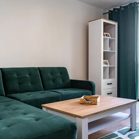 Park Slaski Pleasant Apartment *